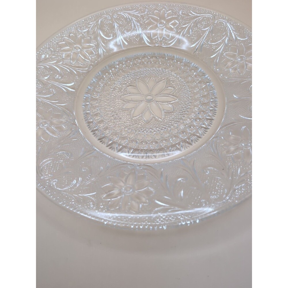 Anchor Hocking Sandwich Glass Dinner Plate Clear Floral Pattern Vintage - Picture 5 of 6